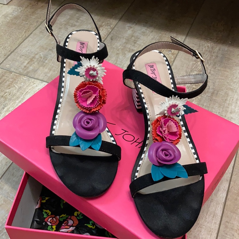 Betsy Johnson Floral Dress Sandal
